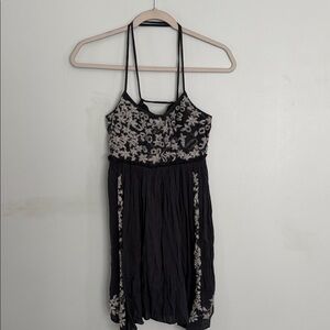 American Eagle Outfitters Gray and Cream Floral Mini Dress